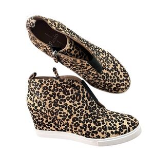 Linea Paolo Women 9M Black Leopard Print Calfhair Felicia Platform Wedge Sneaker